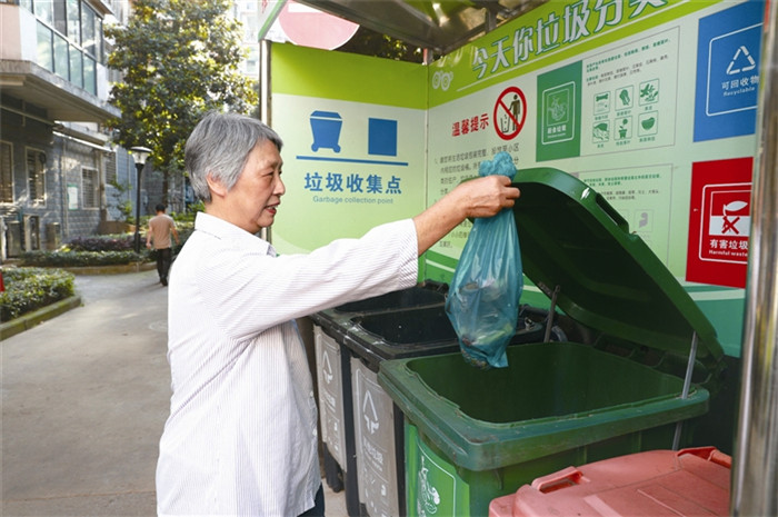 夜夜爽日日澡人人添