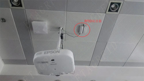 夜夜爽日日澡人人添