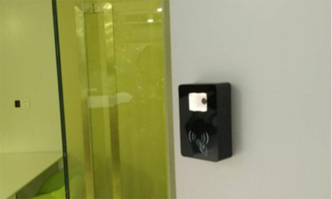 夜夜爽日日澡人人添