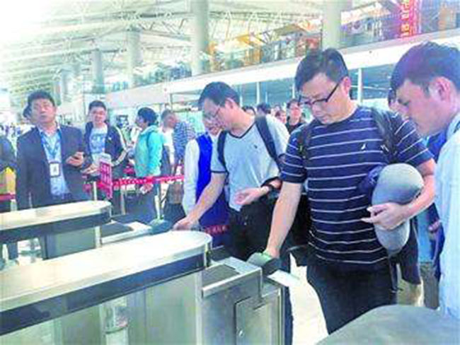 夜夜爽日日澡人人添